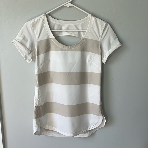 Lululemon Lightened Up Short Sleeve Stripe Tee Cashew White/White - Picture 1 of 10
